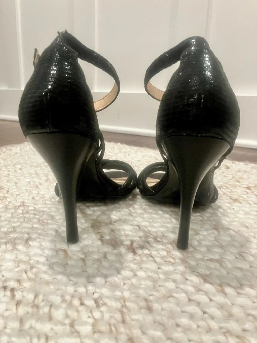 NWOT Calvin Klein Oliana Black Strappy Heeled Sandals (Sz 7.5M) - Picture 4 of 6